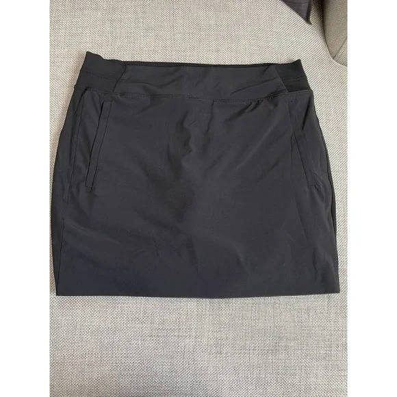 Athleta Skort - Picture 1 of 3